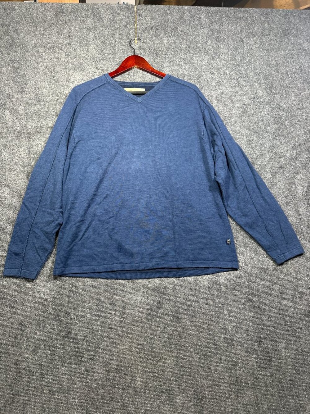 Tommy Bahama SweatShirt Mens Large Blue Cotton Long Sleeve Logo Pullover V Neck
